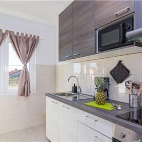 6 bedroom villa with pool near Pula, sleeps 12
